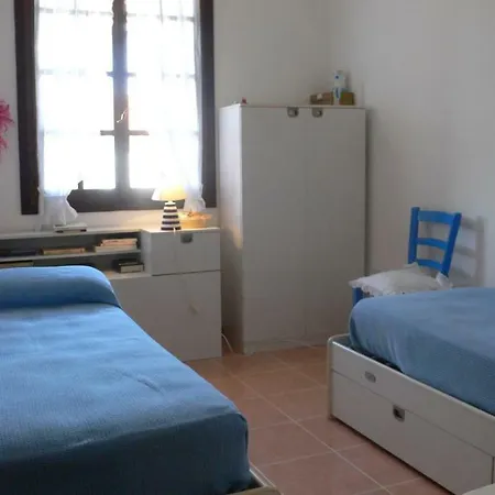 Monica - A Pochi Passi Dal Mare Vila